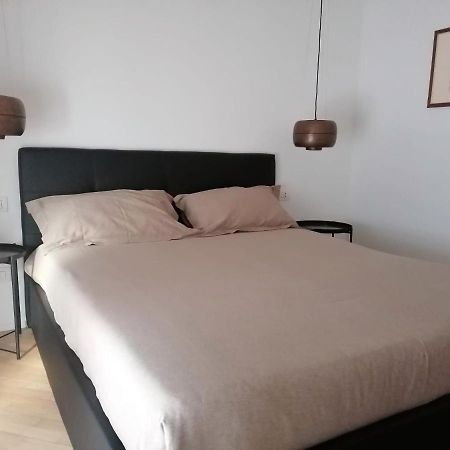 La Chicca Di Plinio Apartment Милано Екстериор снимка