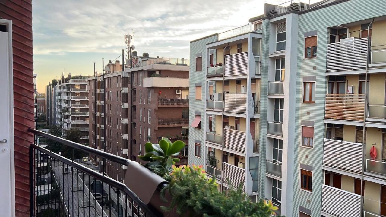 La Chicca Di Plinio Apartment Милано Екстериор снимка